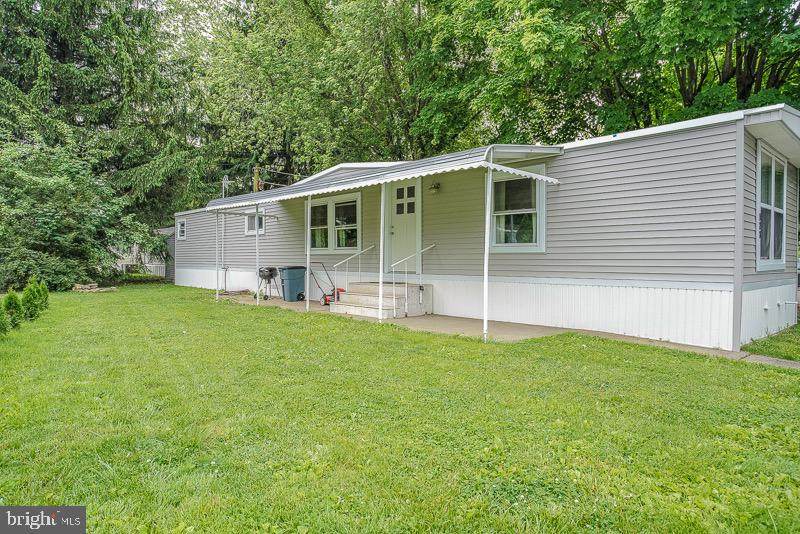 127 Truman Drive - Photo 1