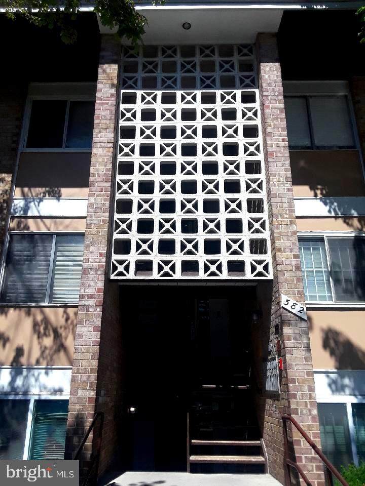 568 Wilson Bridge Drive - Photo 1