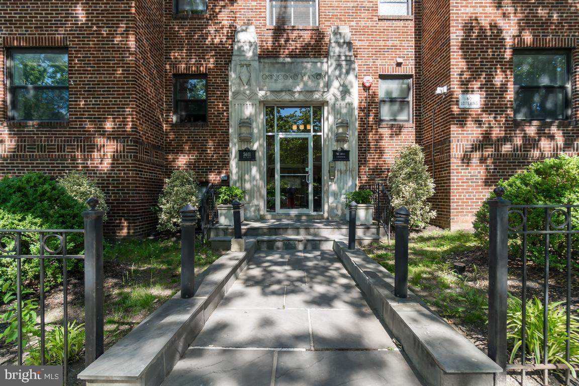 5611 5TH Street - Photo 1