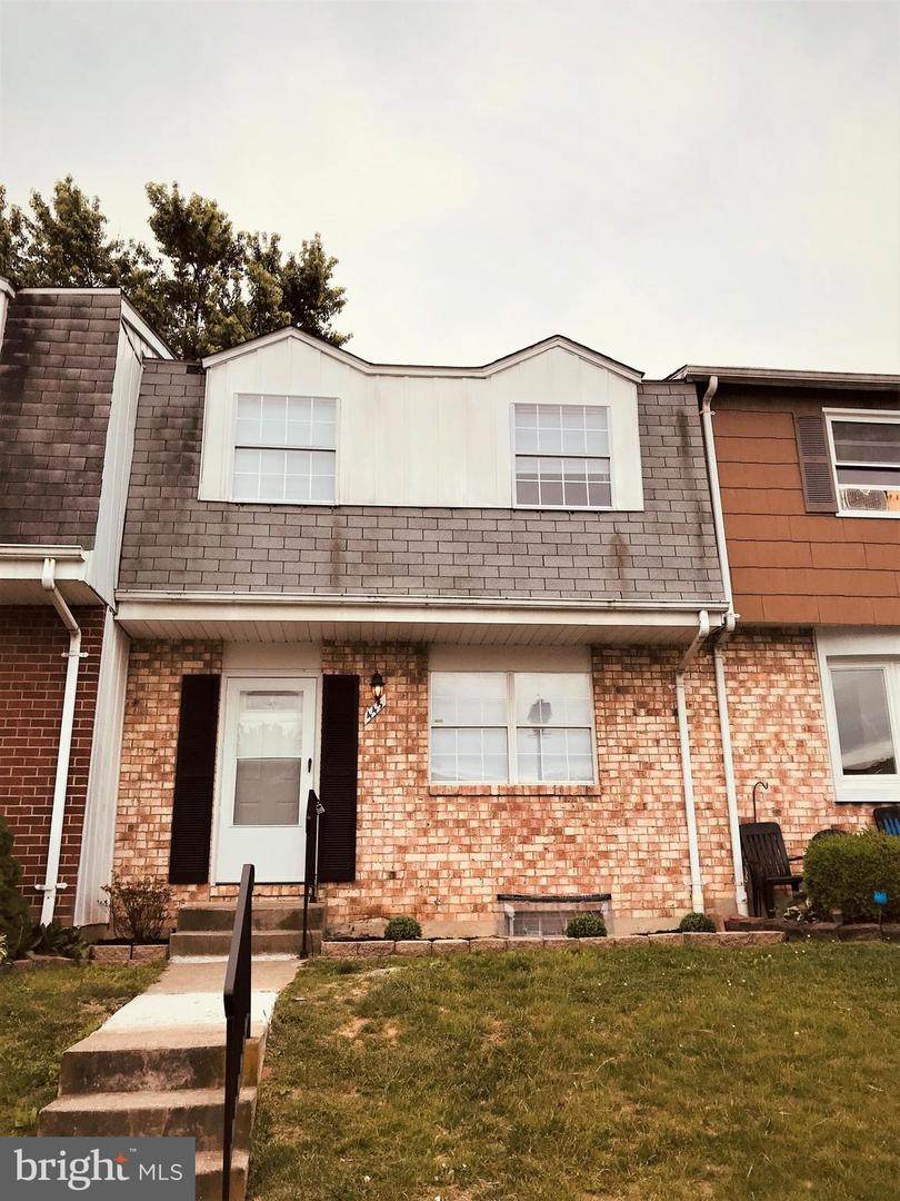 443 Hardmoore Court - Photo 1