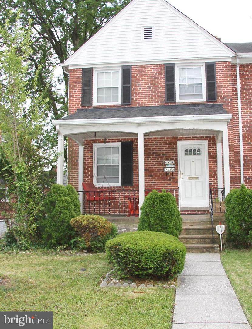1343 Stonewood Road - Photo 1