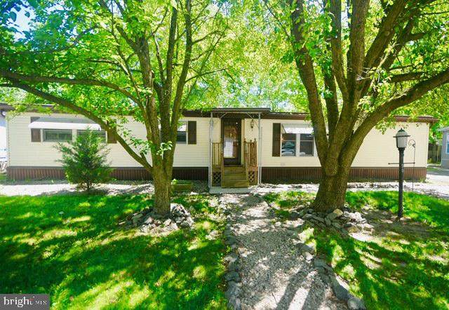 30 Fernwood Dr - Photo 1