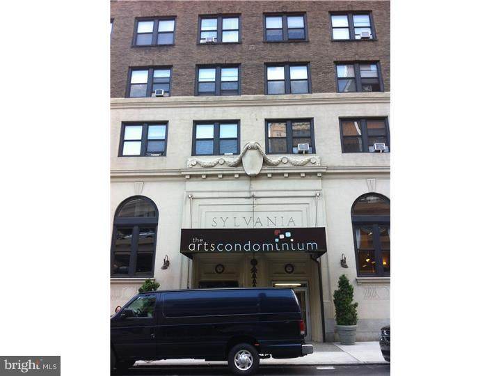 1324 Locust Street - Photo 1
