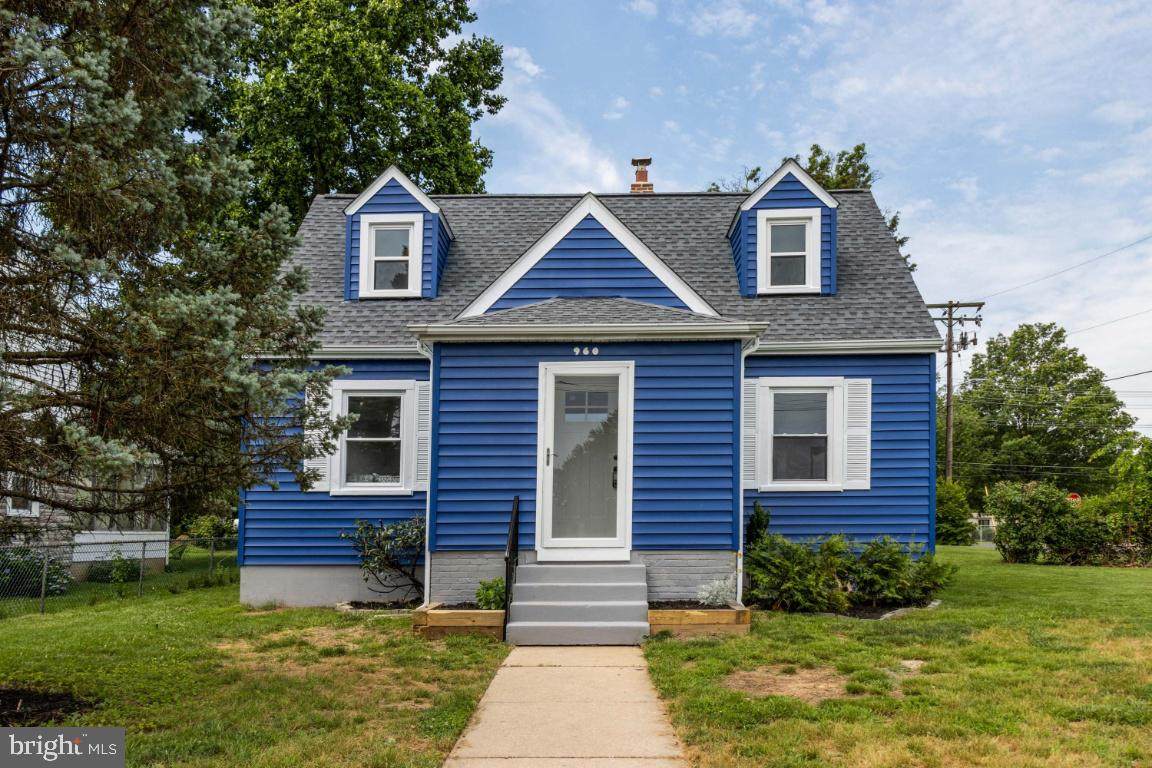960 Nichols Drive - Photo 1