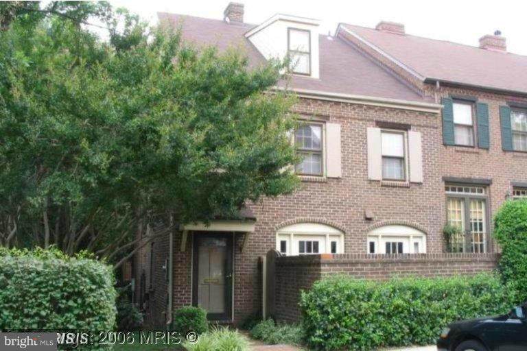 1229 Michigan Court - Photo 1
