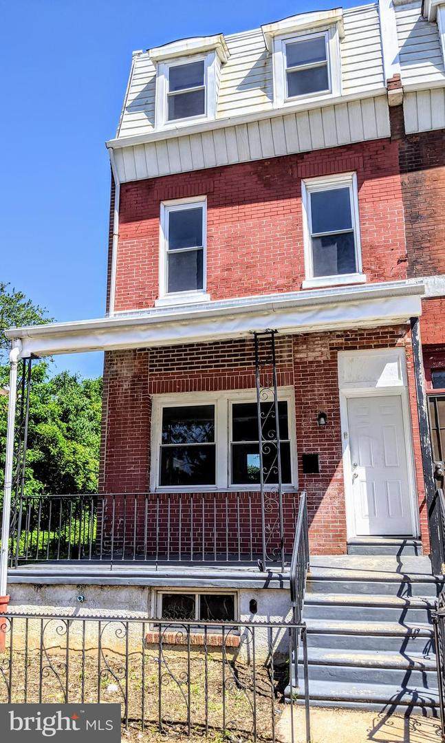 3927 Fairmount Avenue - Photo 1