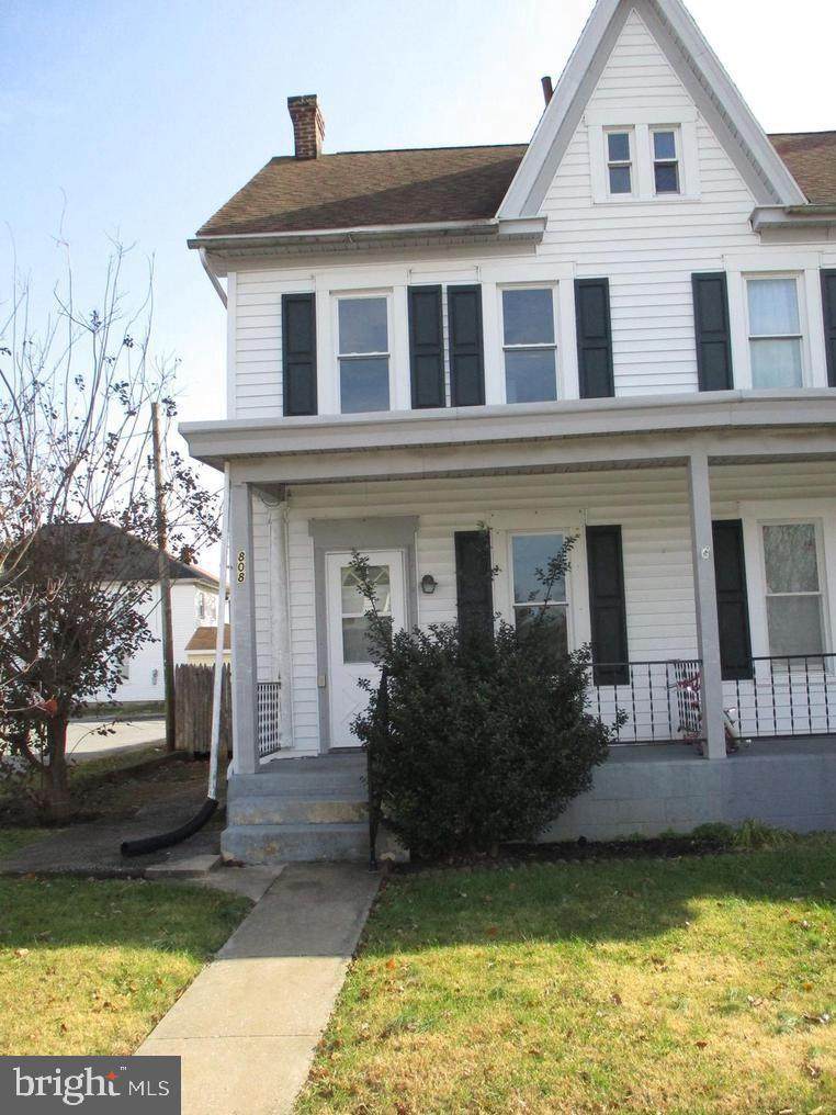 808 Maryland Avenue - Photo 1