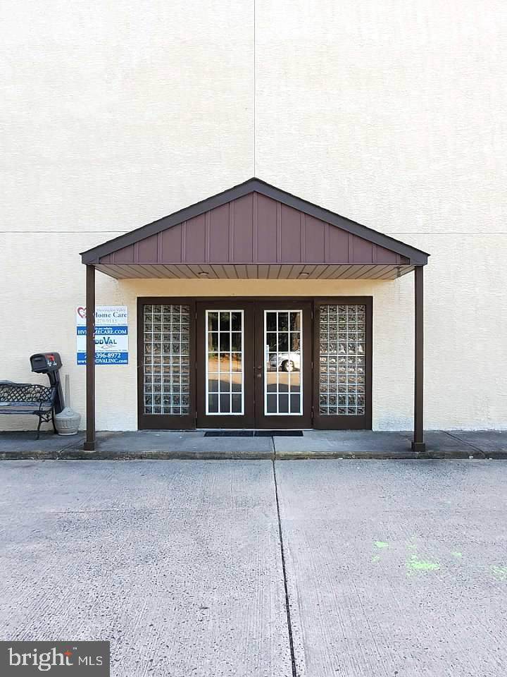 995 Jaymor Road - Photo 1
