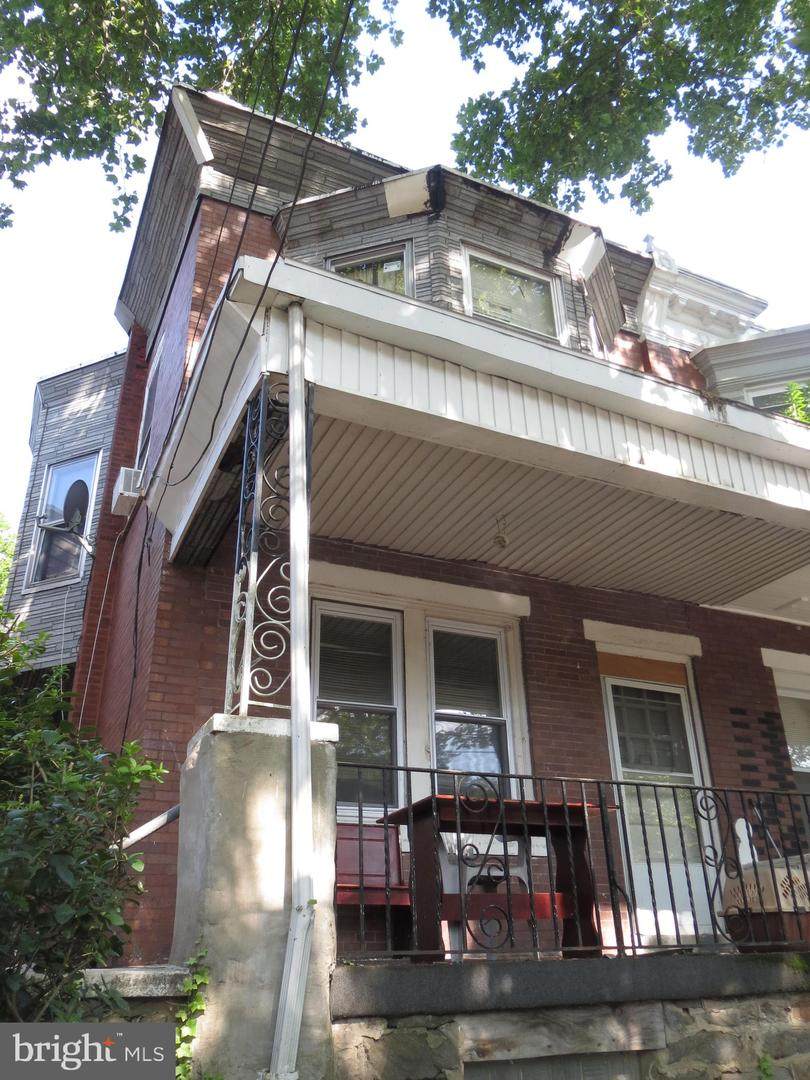 5130 11TH Street - Photo 1