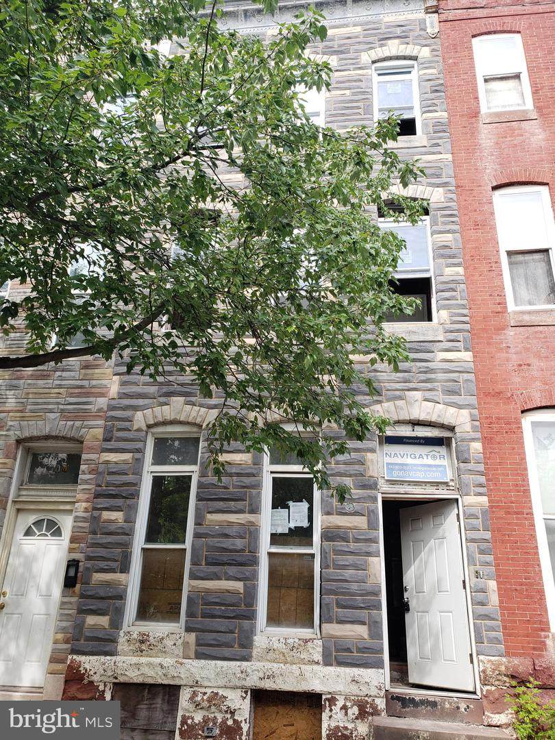 1806 Broadway - Photo 1
