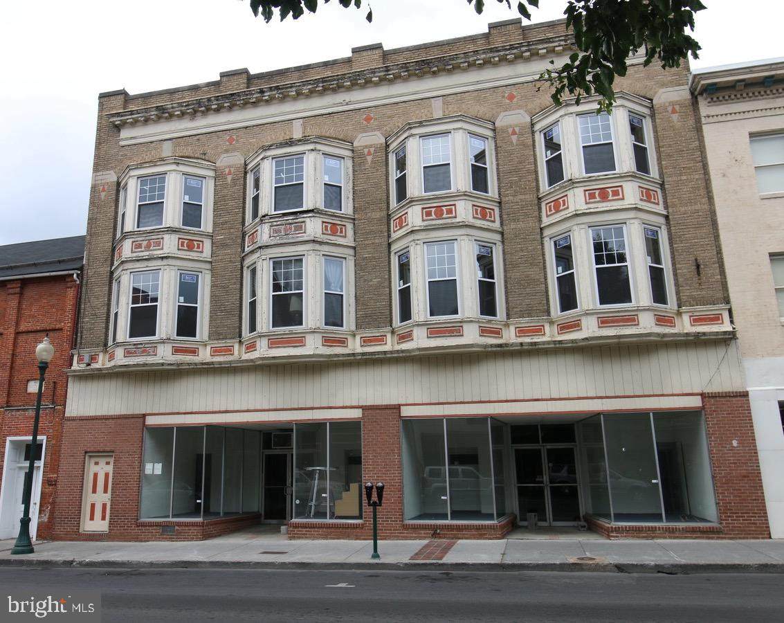 106 Queen Street - Photo 1