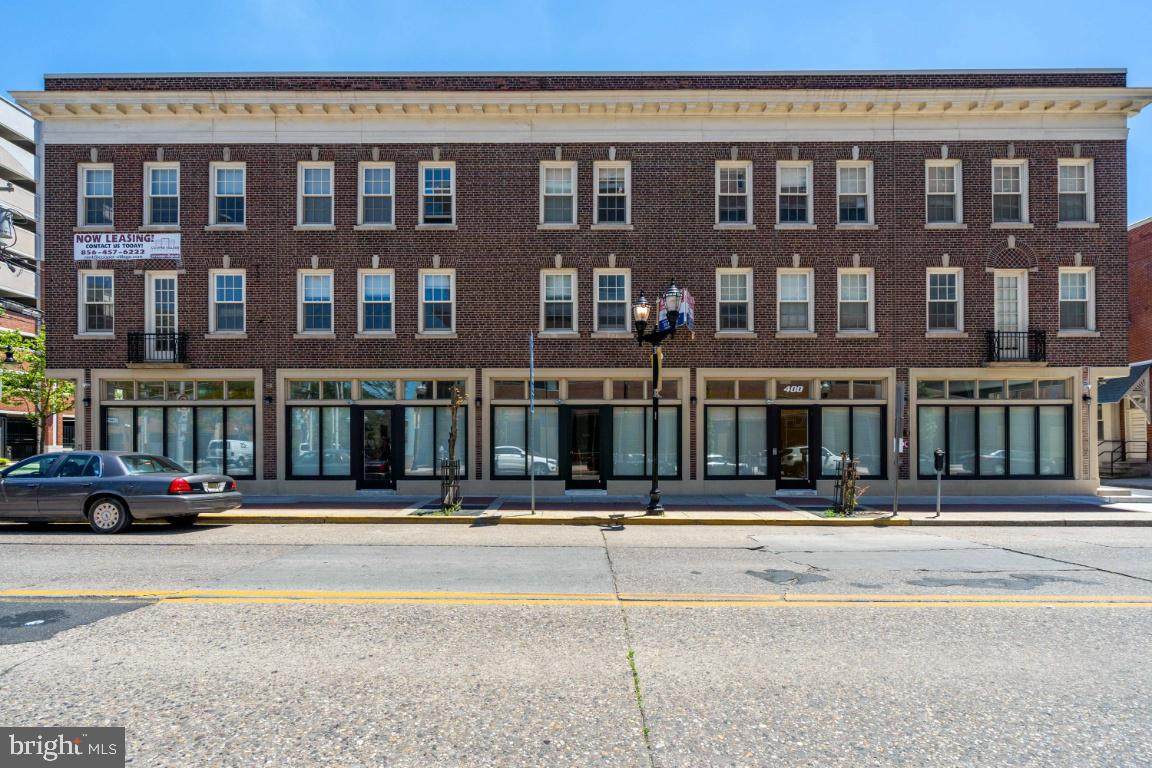 400 Broadway - Photo 1