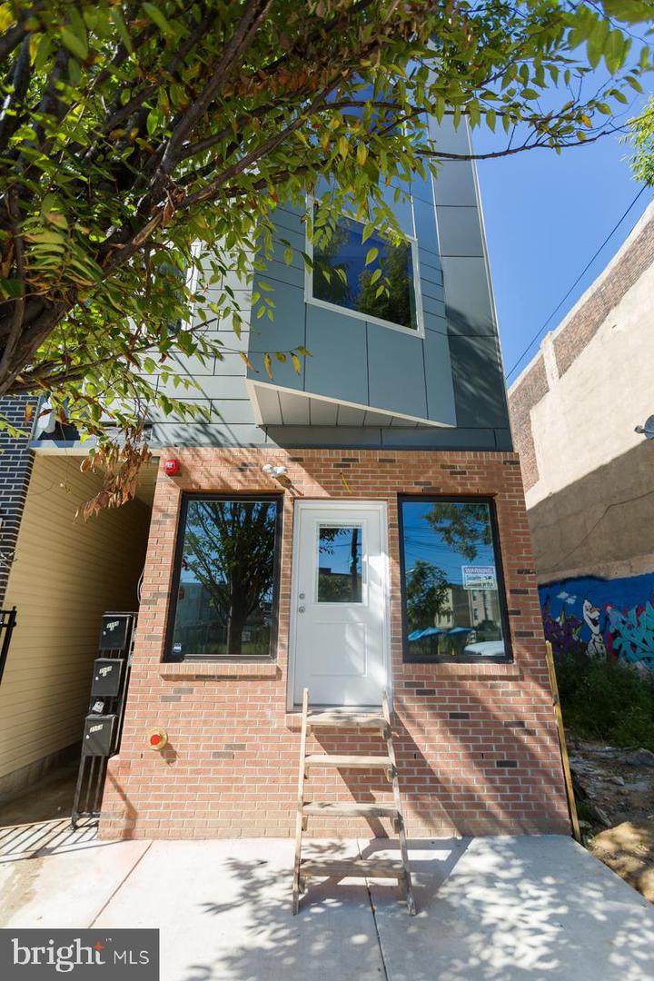 2568 Frankford Avenue - Photo 1