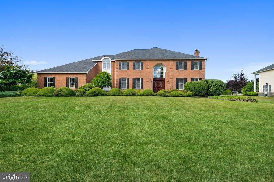 32 Providence Drive - Photo 1