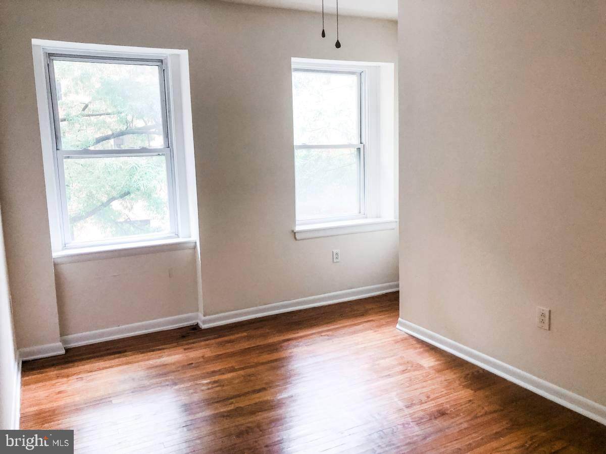 212 S. 11Th Street - Photo 1