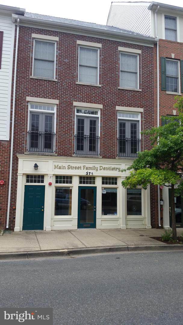 371 Main Street - Photo 1