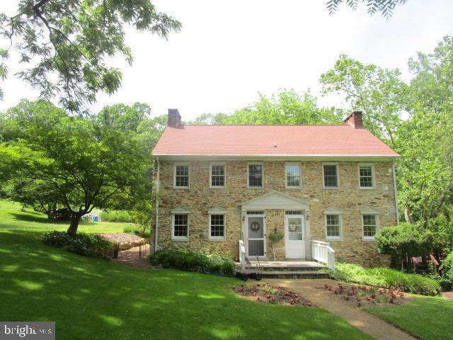 894 Leeds Road - Photo 1