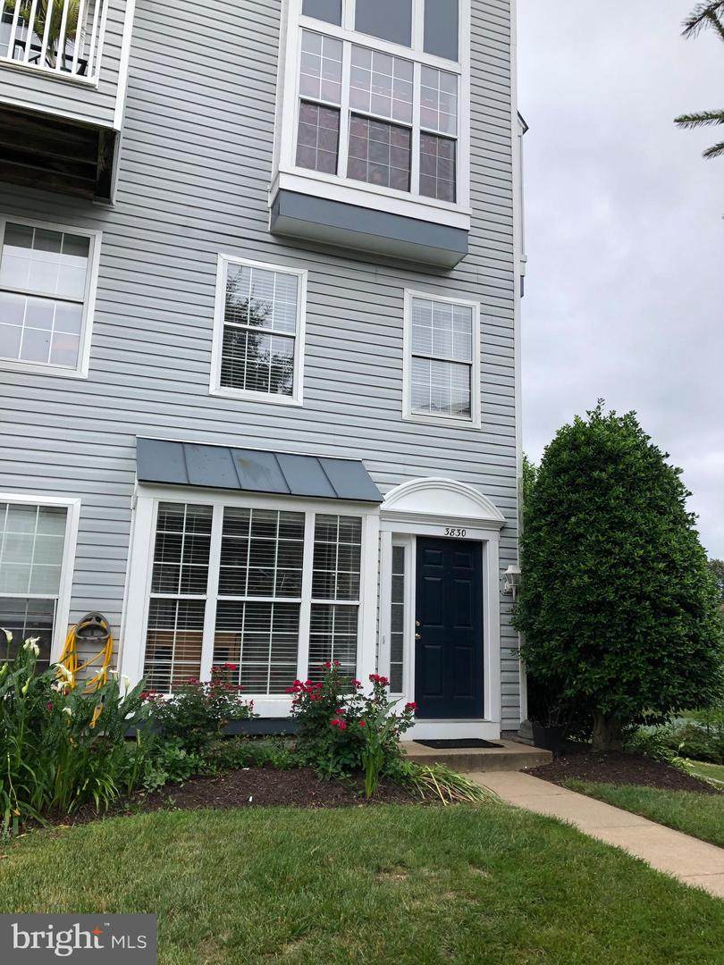 3830 Clore Place - Photo 1