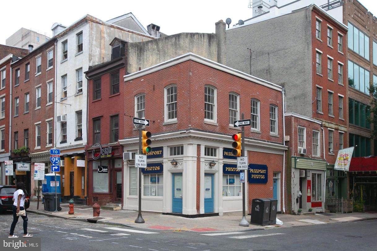 140 Chestnut Street - Photo 1