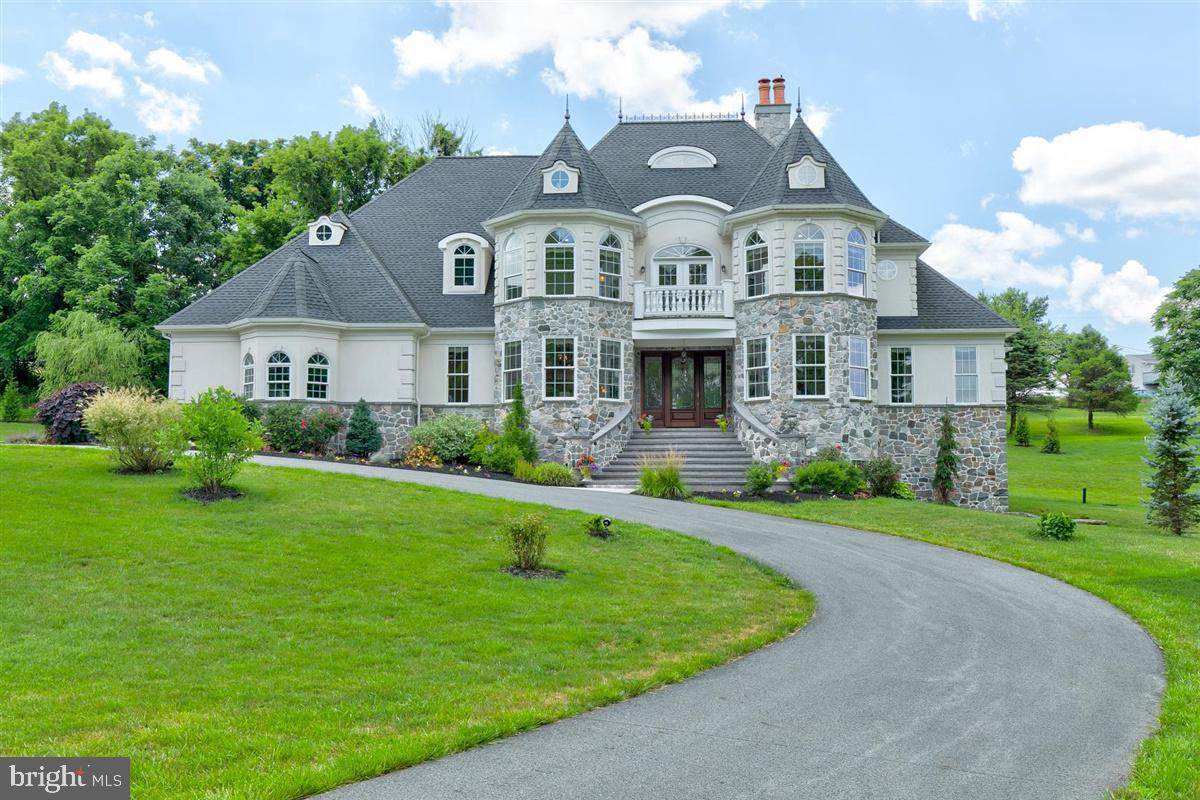 17 Hershey Lane - Photo 1