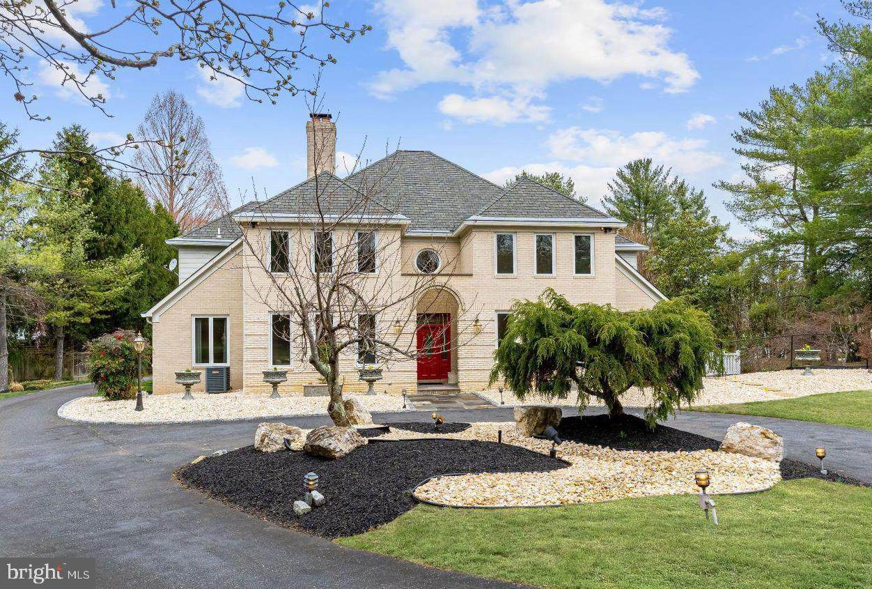 9233 Cambridge Manor Court - Photo 1