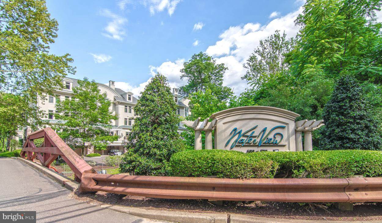 520 Waterview Place - Photo 1