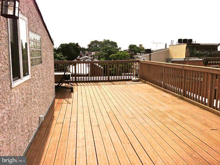 810 6TH Street - Photo 1