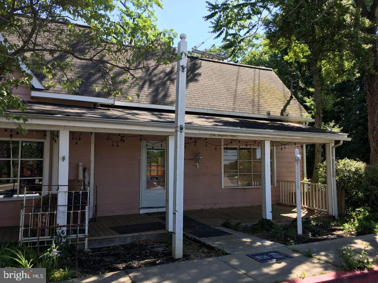 2 Annapolis Street - Photo 1