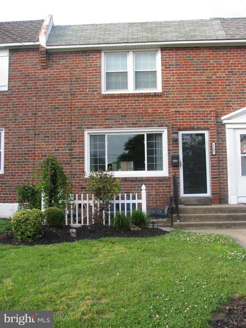 1303 Redwood Lane - Photo 1
