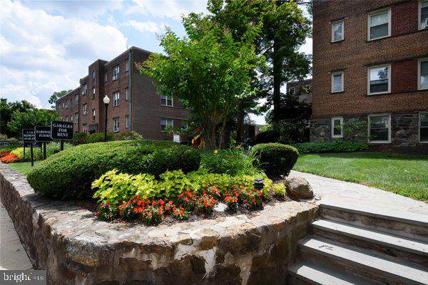 214 Price Avenue - Photo 1