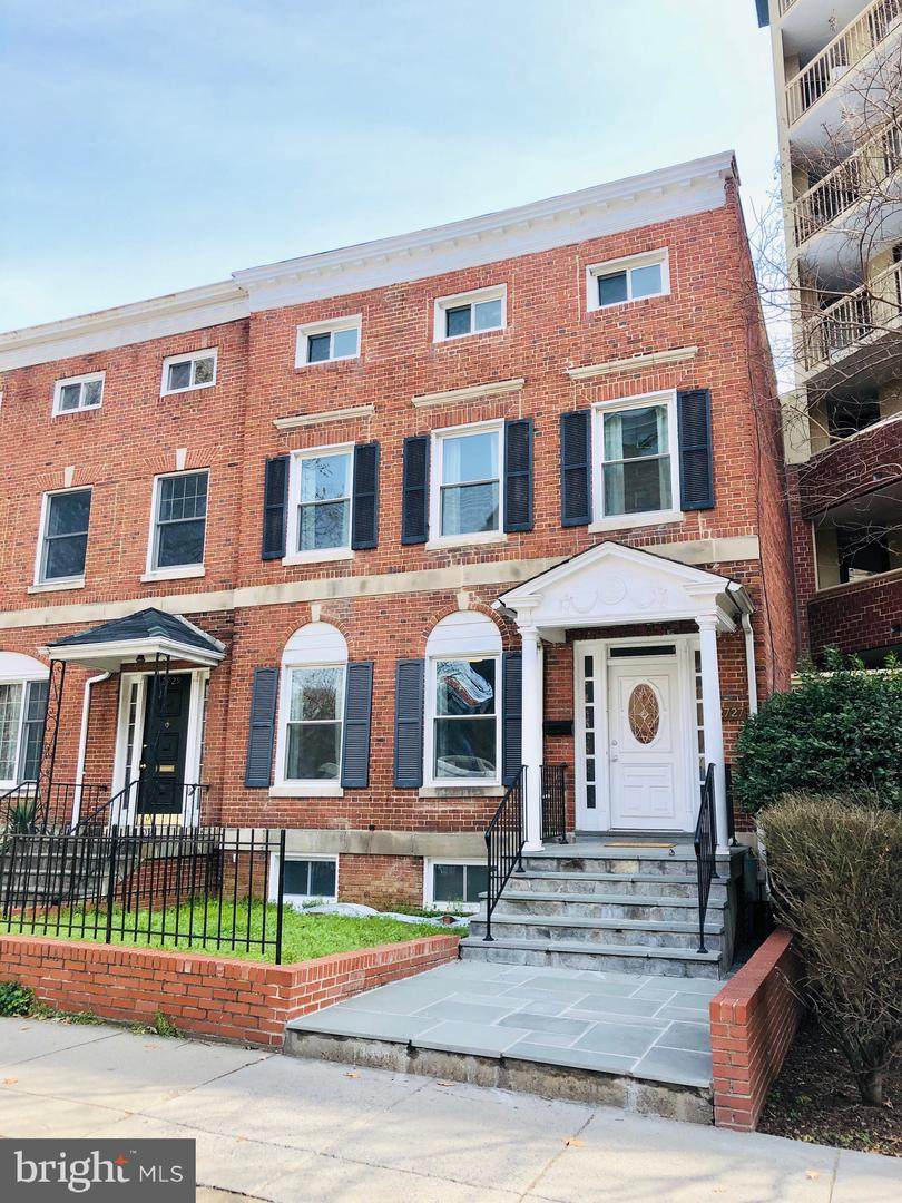 2727 Connecticut Avenue - Photo 1