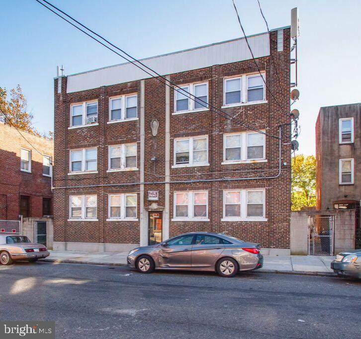6024-28 Larchwood Avenue - Photo 1