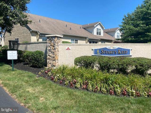 27 Stuart Drive - Photo 1
