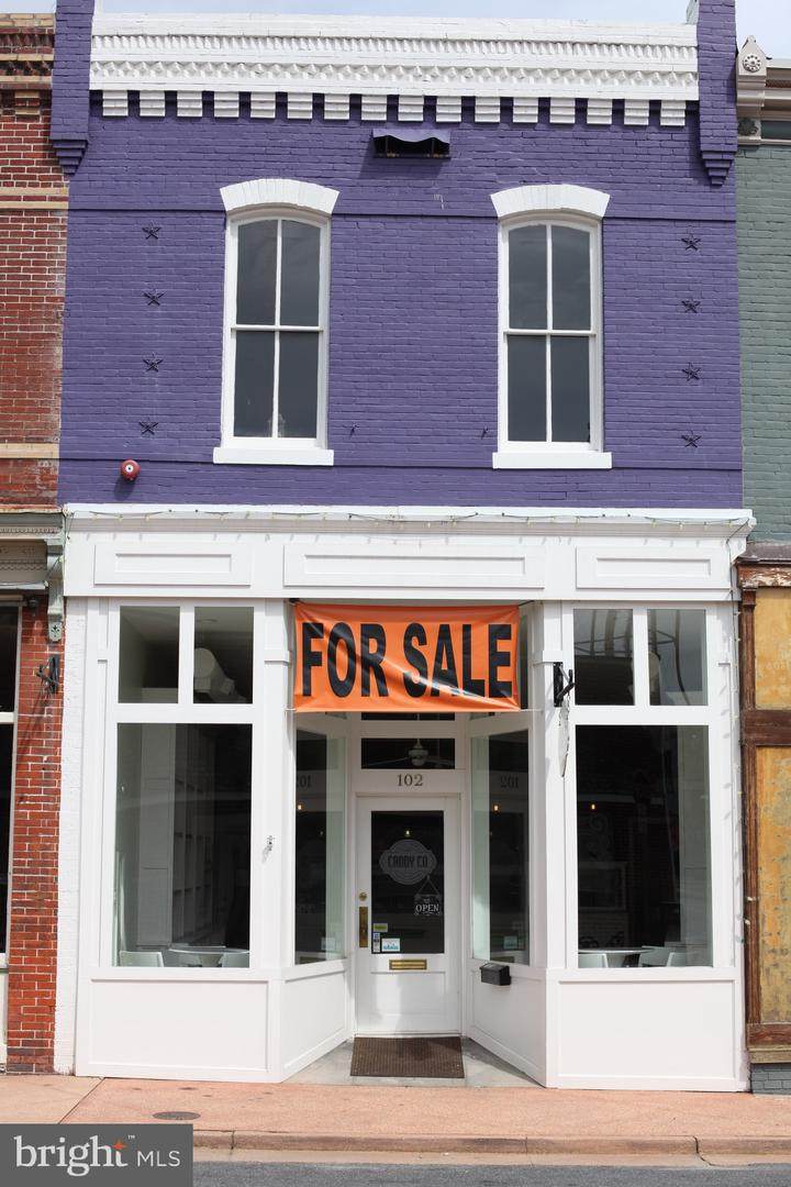 102 Green Street - Photo 1