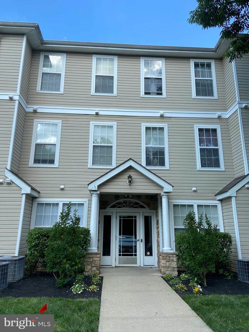 79 Kyle Way - Photo 1