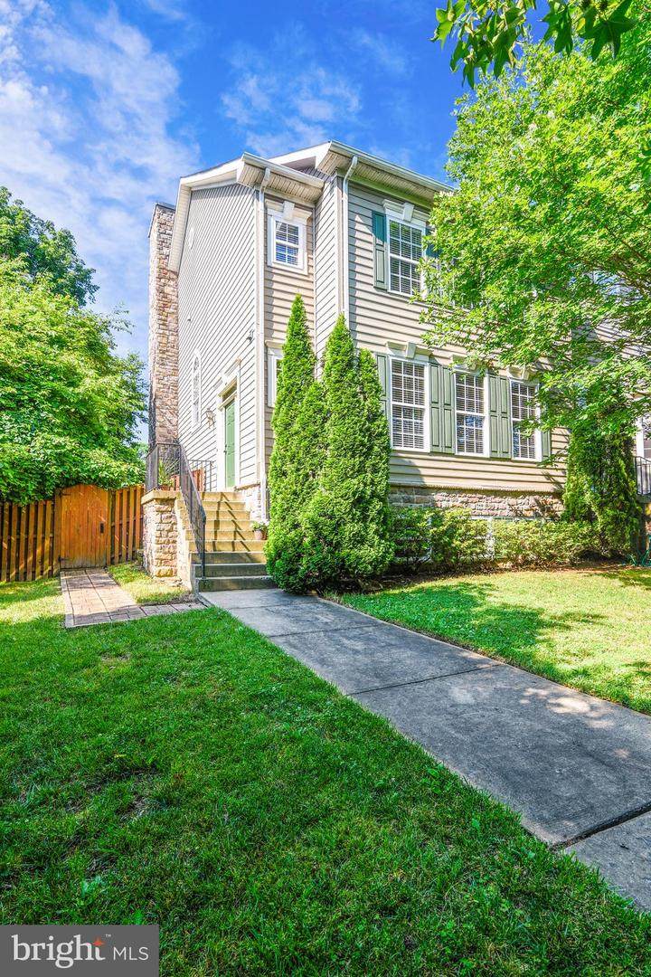 306 Oxford Glen Court - Photo 1