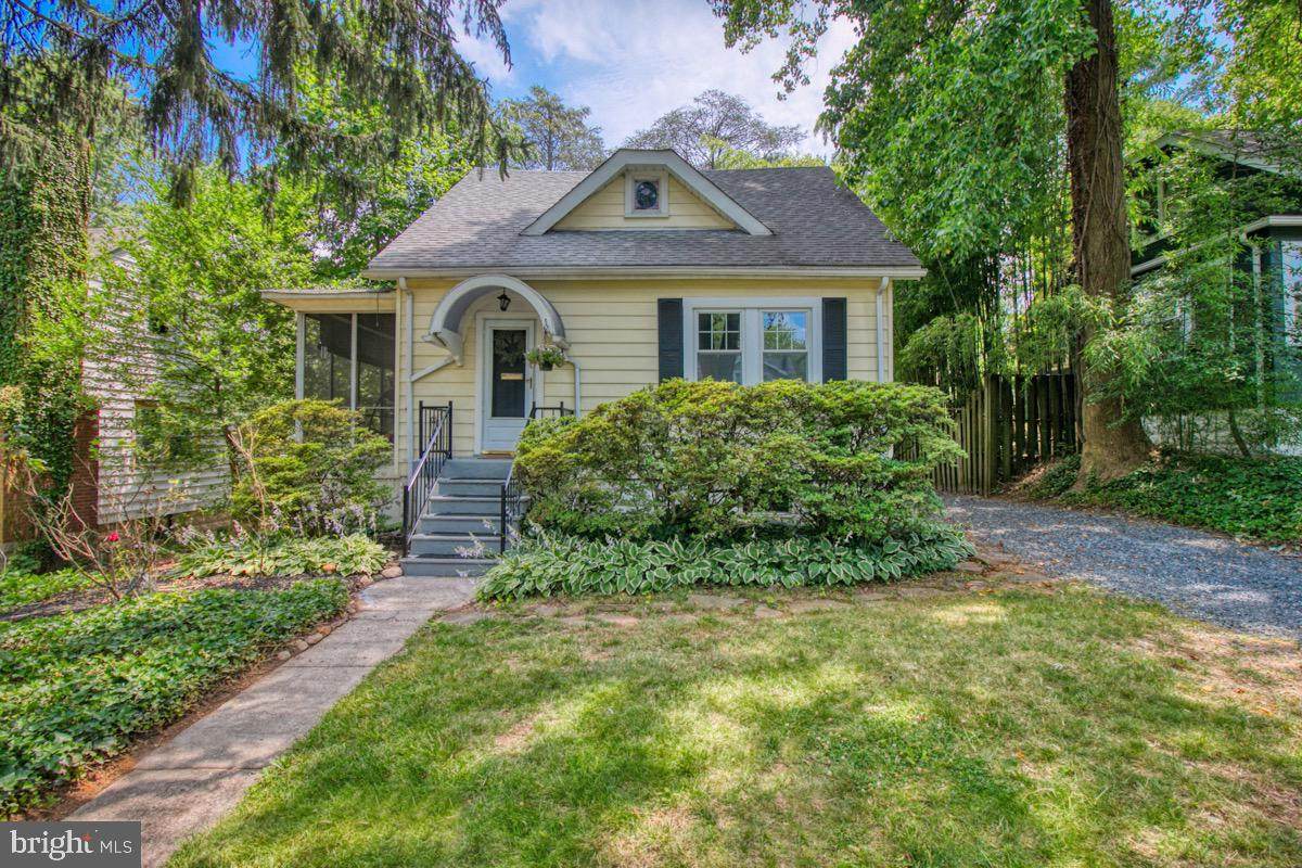 721 Hollen Road - Photo 1