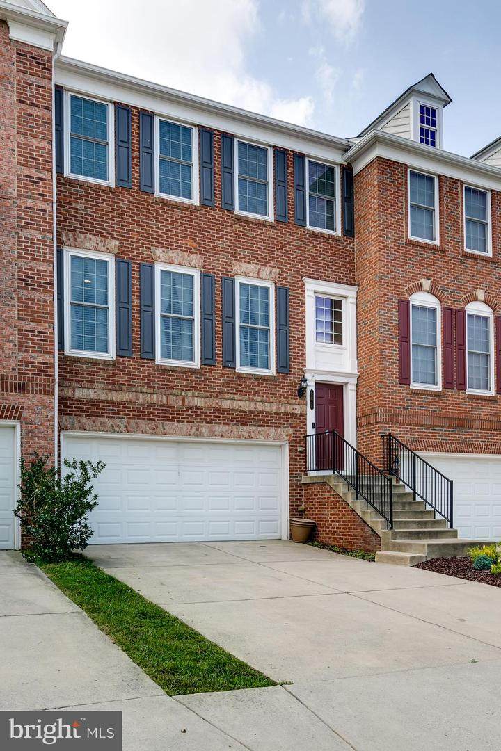 42914 Bittner Square - Photo 1