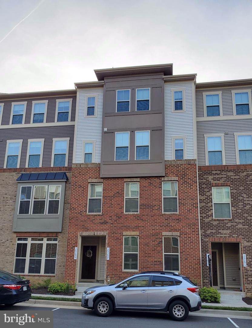 25299 Trumpet Vine Terrace - Photo 1