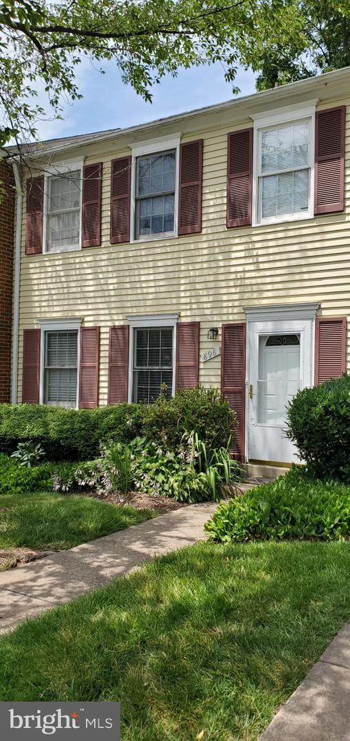 898 Holborn Court - Photo 1