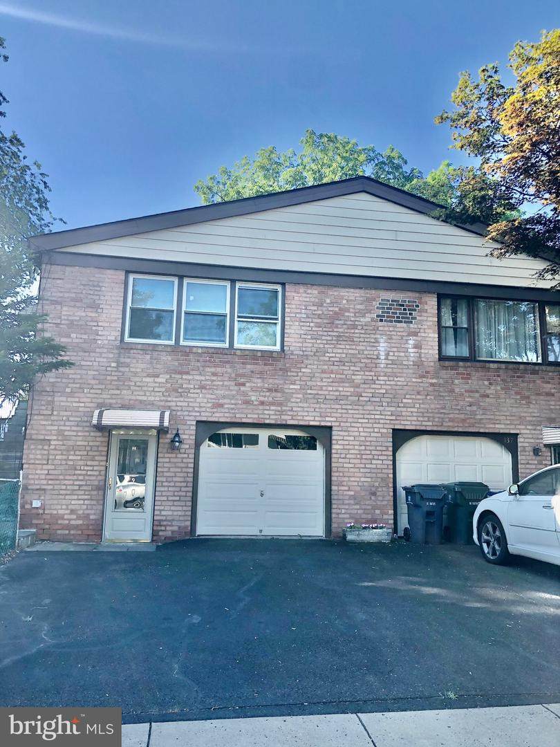 139 West Avenue - Photo 1