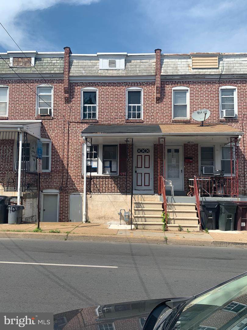 1707 2ND Street - Photo 1