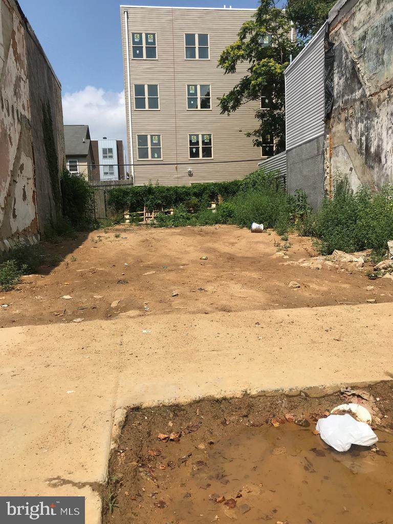 1716 Bouvier Street - Photo 1