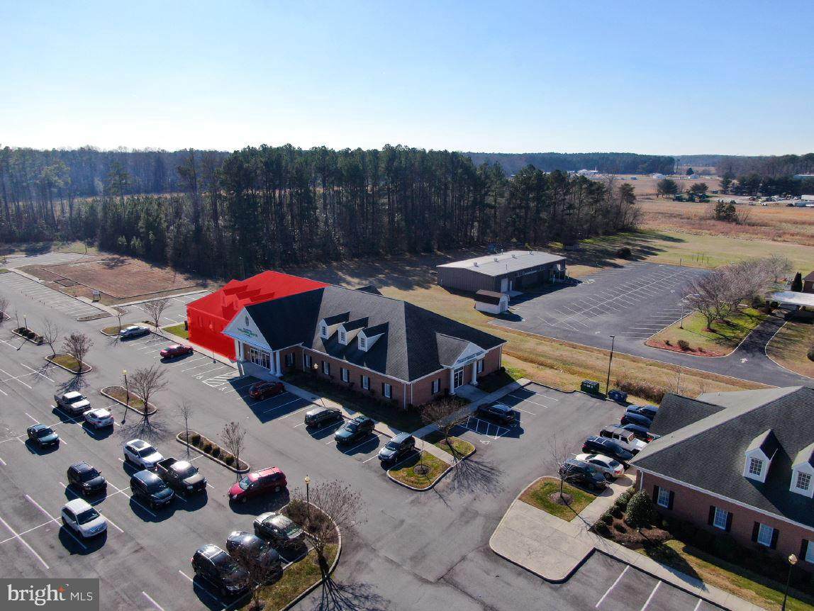 6508 Deer Pointe Drive - Photo 1