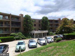 1637 Oakwood Drive - Photo 1