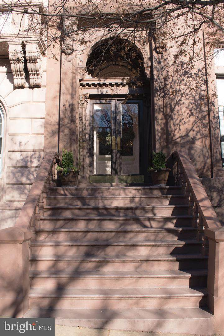 14 Mount Vernon Place - Photo 1
