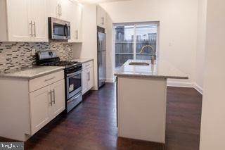 1438 Colorado Street - Photo 1