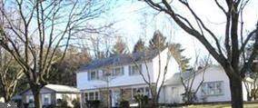 195 Tiffany Lane - Photo 1