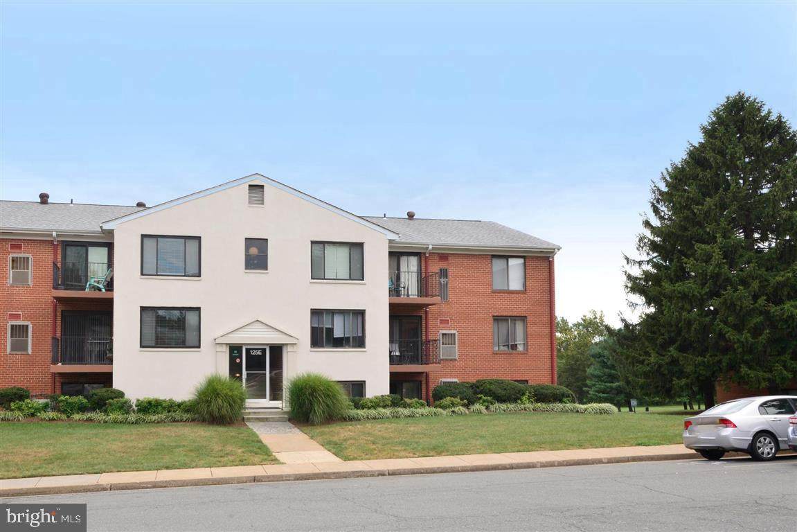 125-J Clubhouse Drive - Photo 1