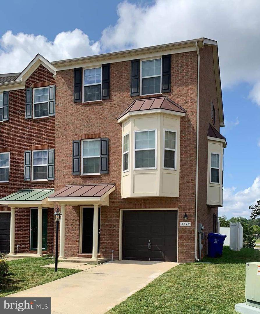 4879 Olympia Place - Photo 1